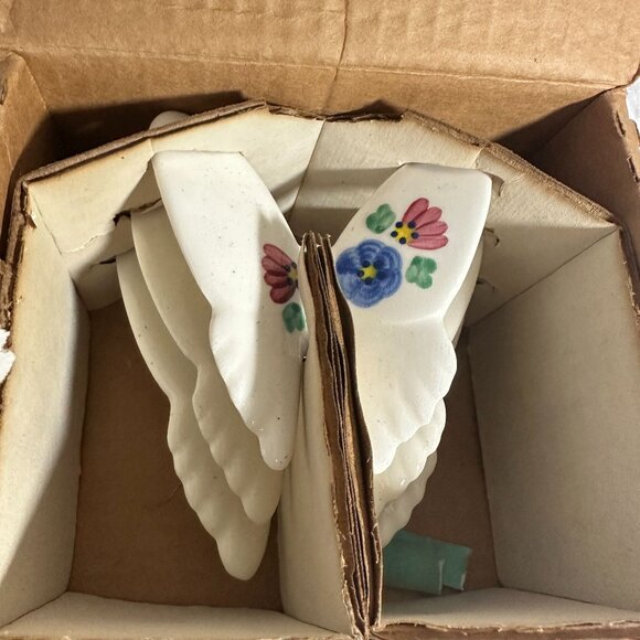 Vintage Home Interiors & Gifts Inc. Ceramic Butterfly Wall Hangings set of 3 - Picture 3 of 10